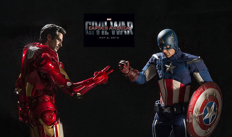 Illustration for article titled The Quirky Life Of Superheroes Off The Job, As Told By Hot Toys Figures